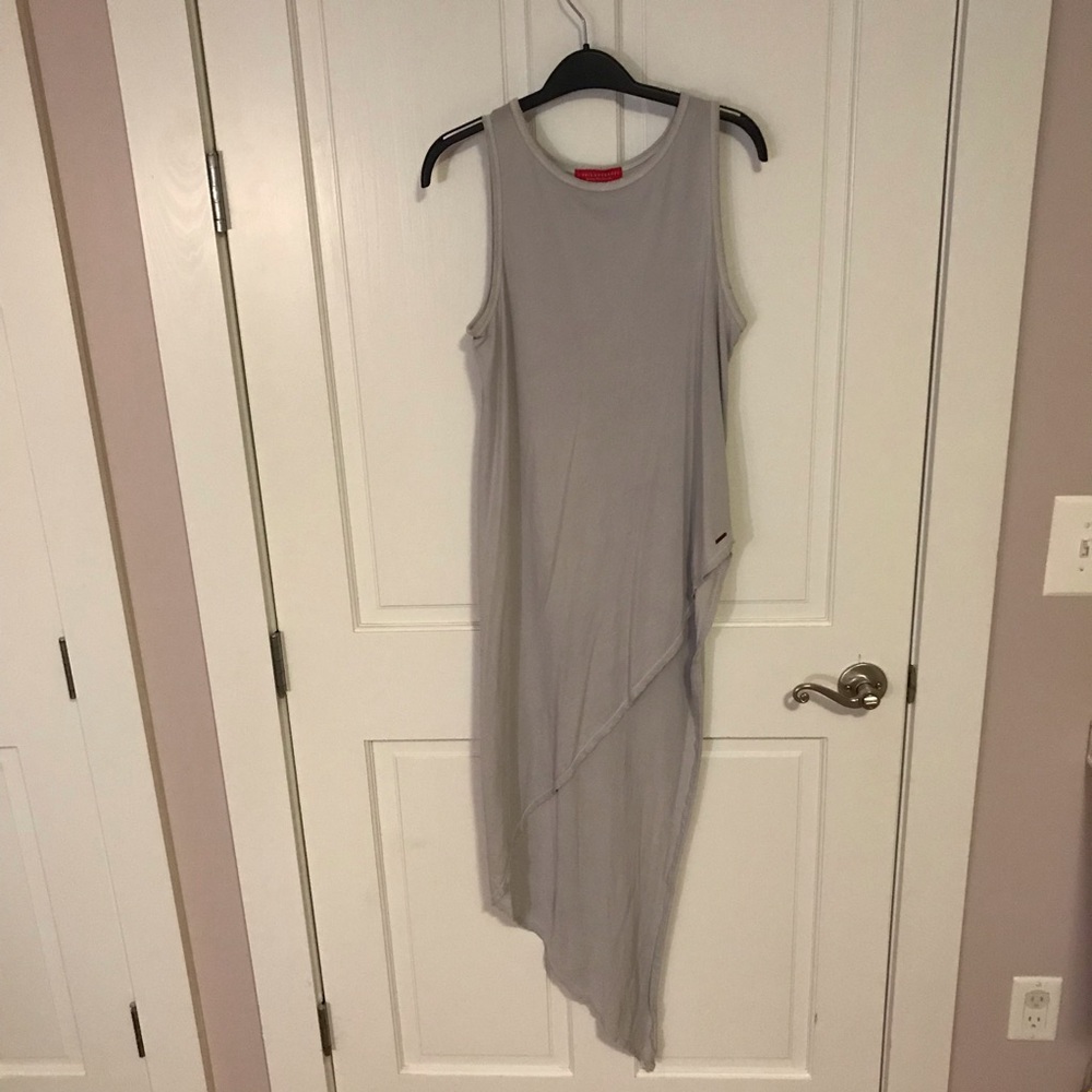 n: PHILANTHROPY Asymmetrical High-Low Top